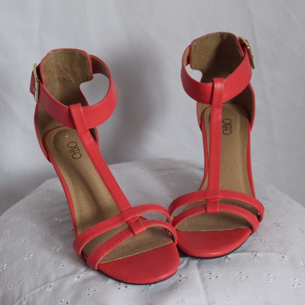 Cute Catos Strappy Summer Heels Women’s 7